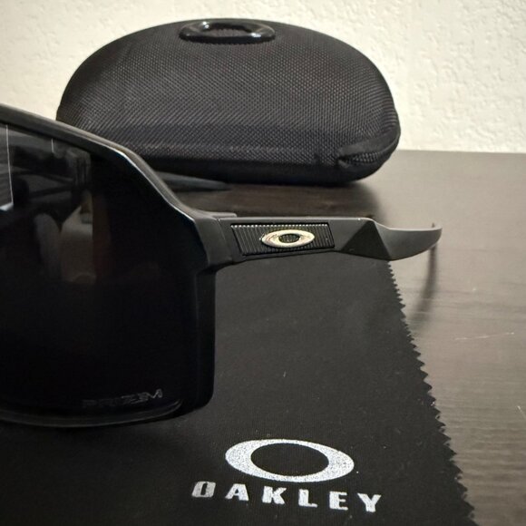 OO9406  Oakley SUTRO Black Matte Frame Silver Icons - Picture 4 of 9